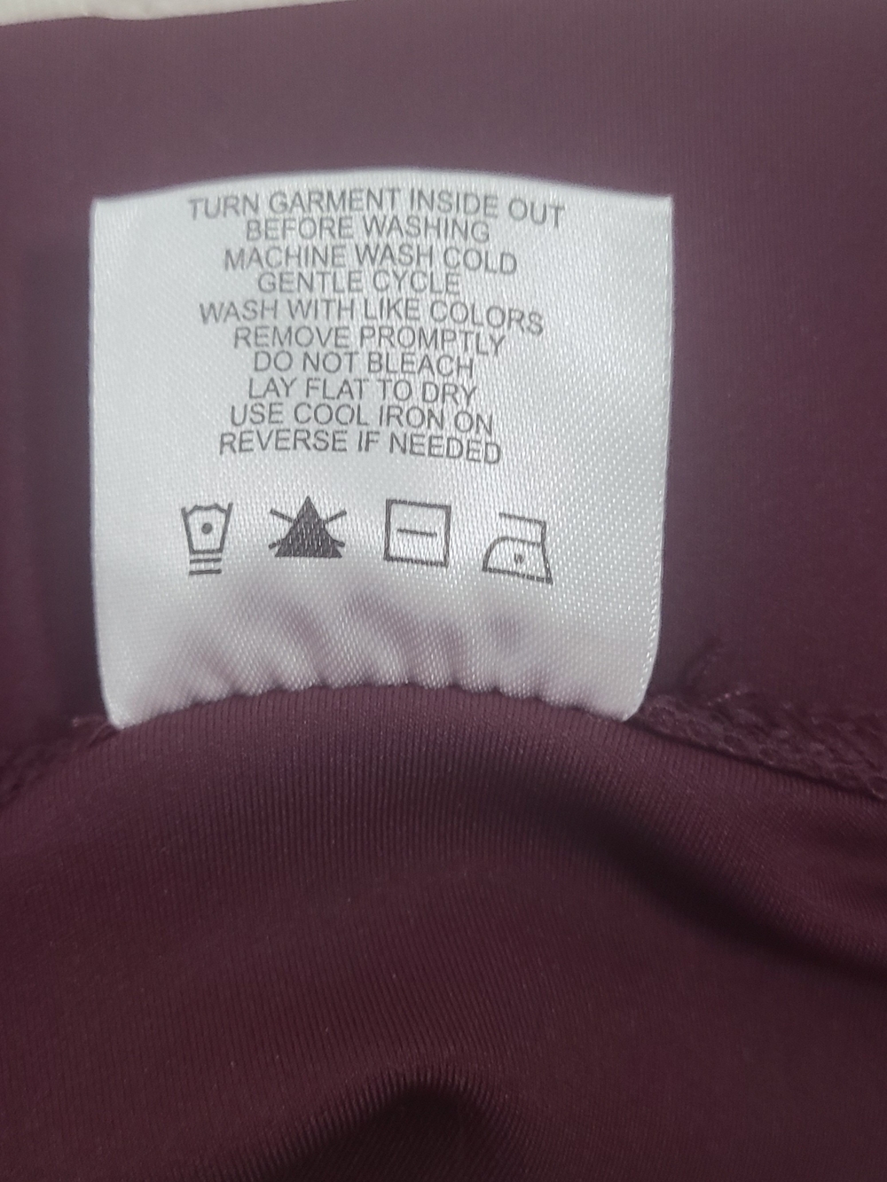 Threads 4 Thought Plum Sports Bra - Size Large - Picture 10 of 10